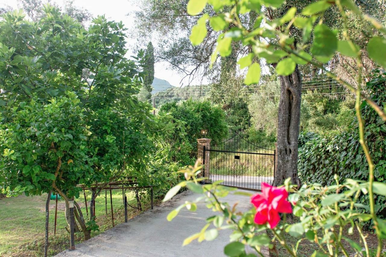 אגיוס יואניס פריסטרון Villa Brigadoon Corfu מראה חיצוני תמונה