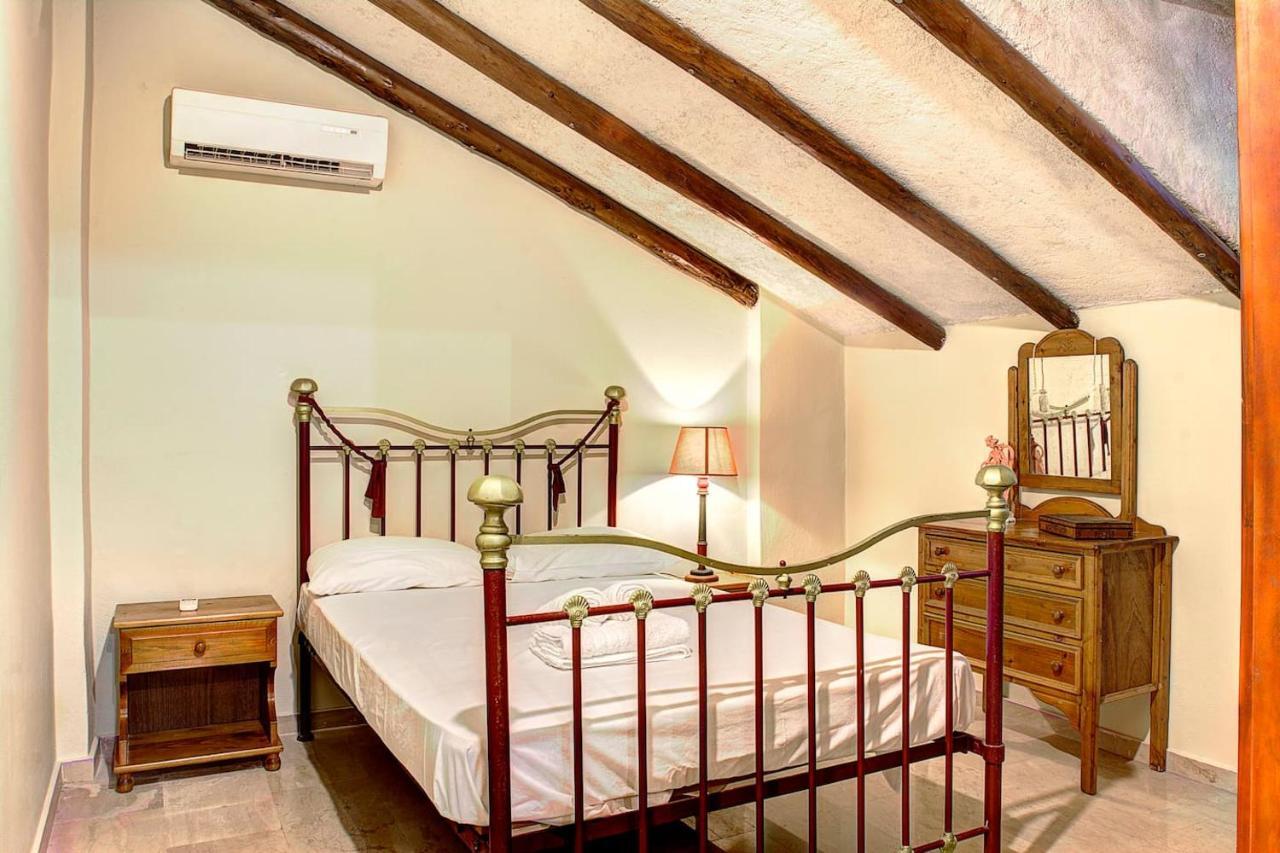 אגיוס יואניס פריסטרון Villa Brigadoon Corfu מראה חיצוני תמונה